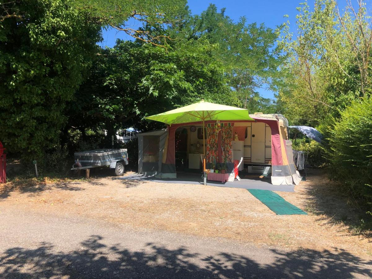 Camping Paradis Family Les Rives De L'Herault Gignac  Ngoại thất bức ảnh