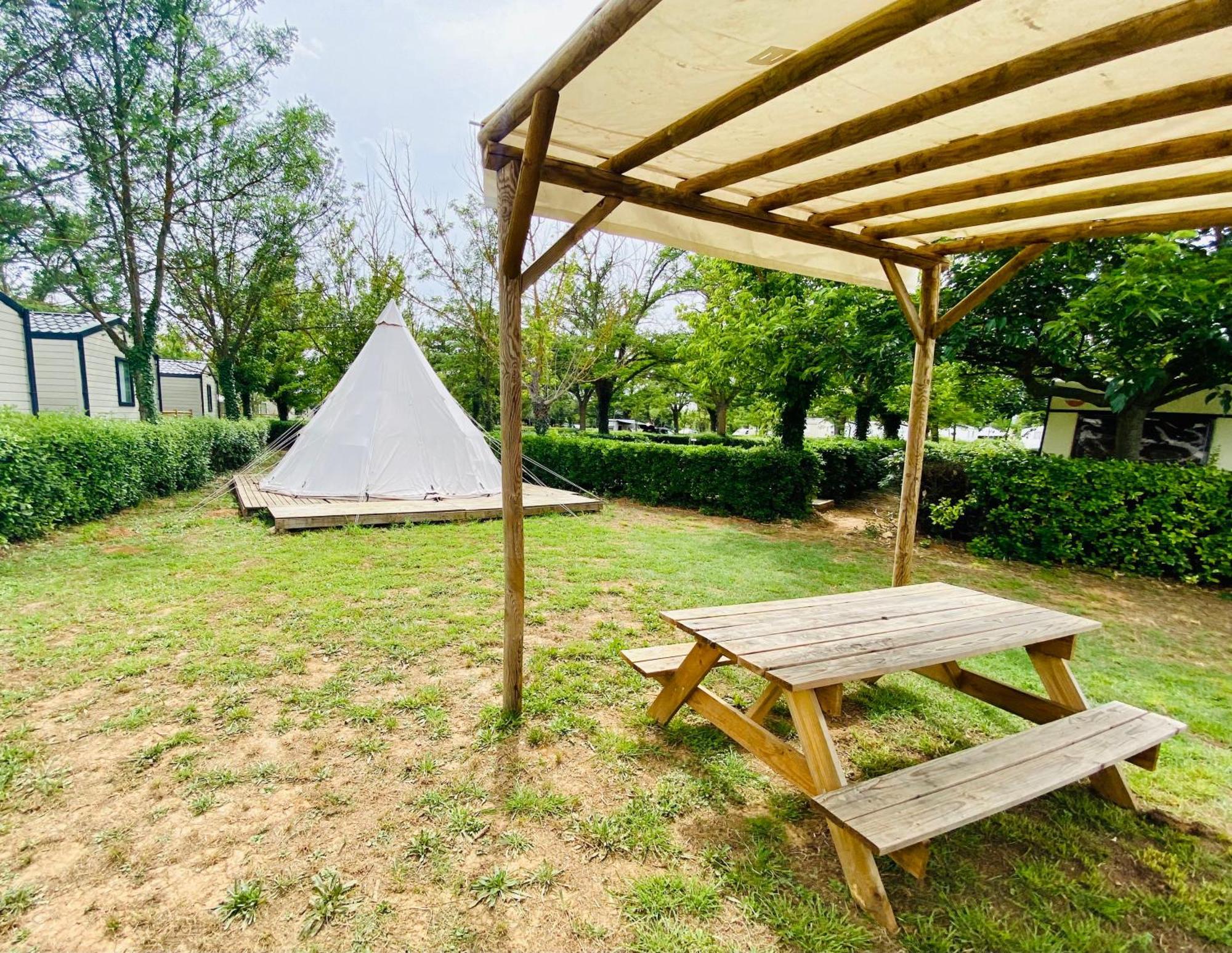 Camping Paradis Family Les Rives De L'Herault Gignac  Ngoại thất bức ảnh