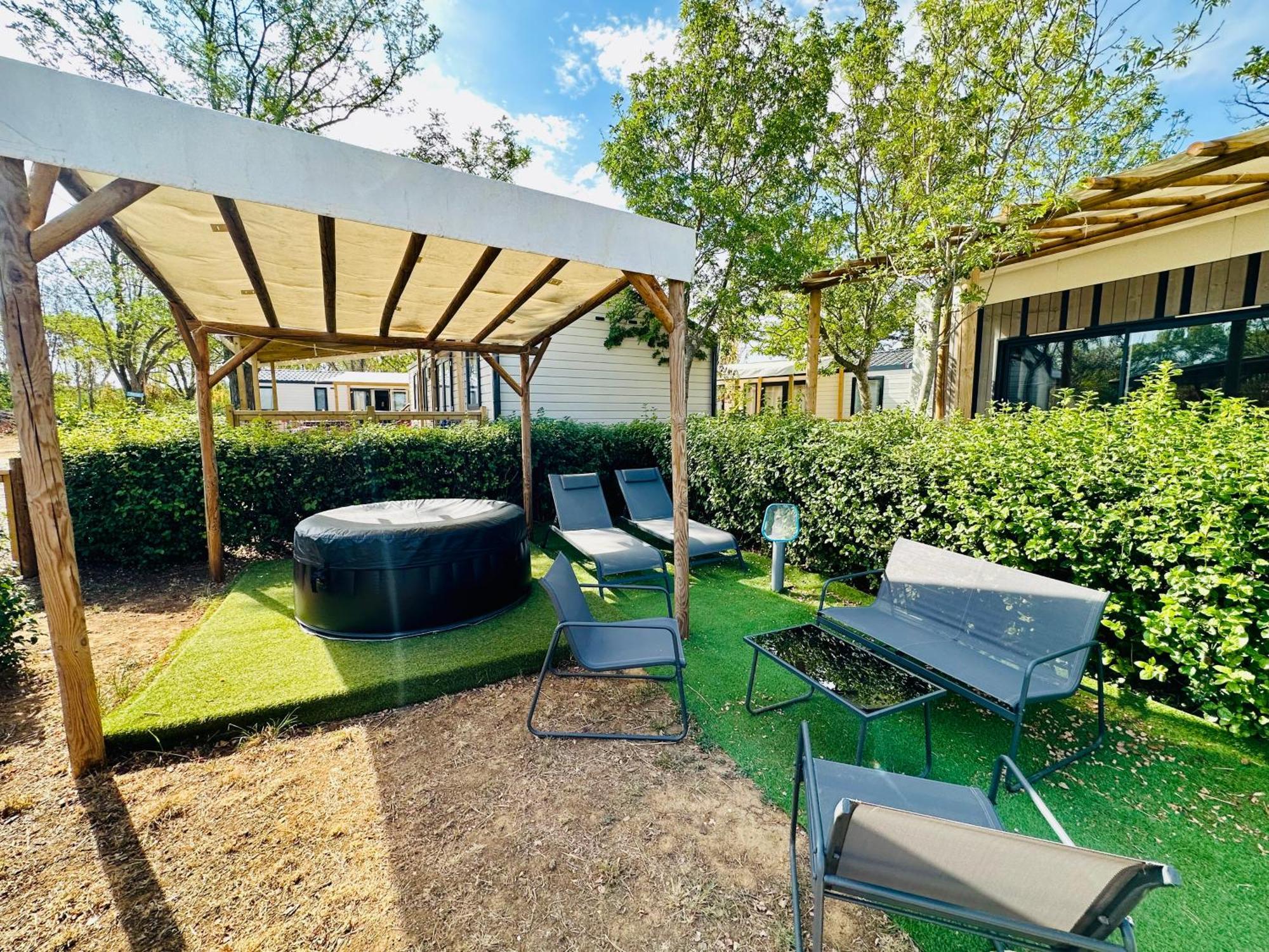 Camping Paradis Family Les Rives De L'Herault Gignac  Ngoại thất bức ảnh